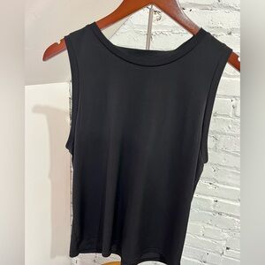 Wilfred Aritzia Black Sleeveless Tank Top Basic Minimalist Capsule Wardrobe XL